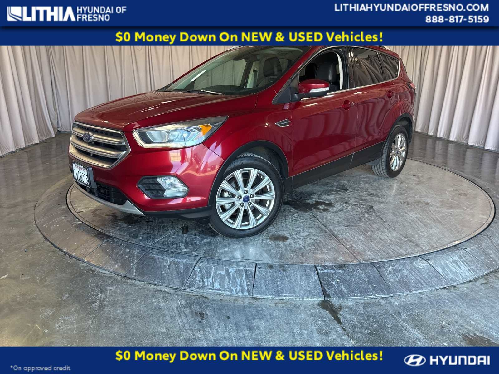 Used 2017 Ford Escape Titanium image 1