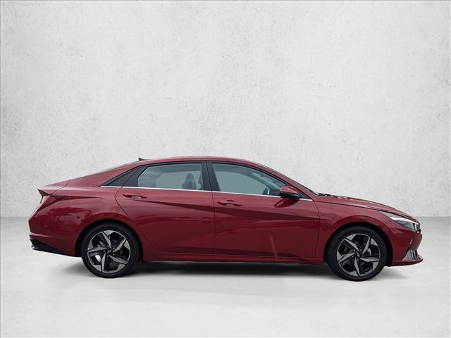 Used 2023 Hyundai Elantra Limited w/ Cargo Package FWD image 4