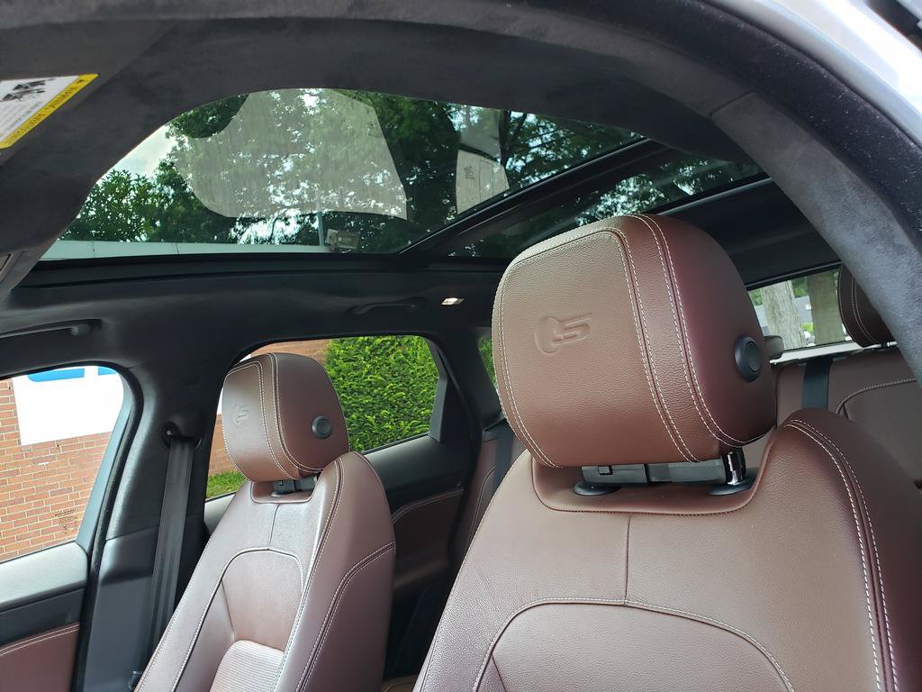 Used 2019 Jaguar F-PACE S AWD/4WD image 10