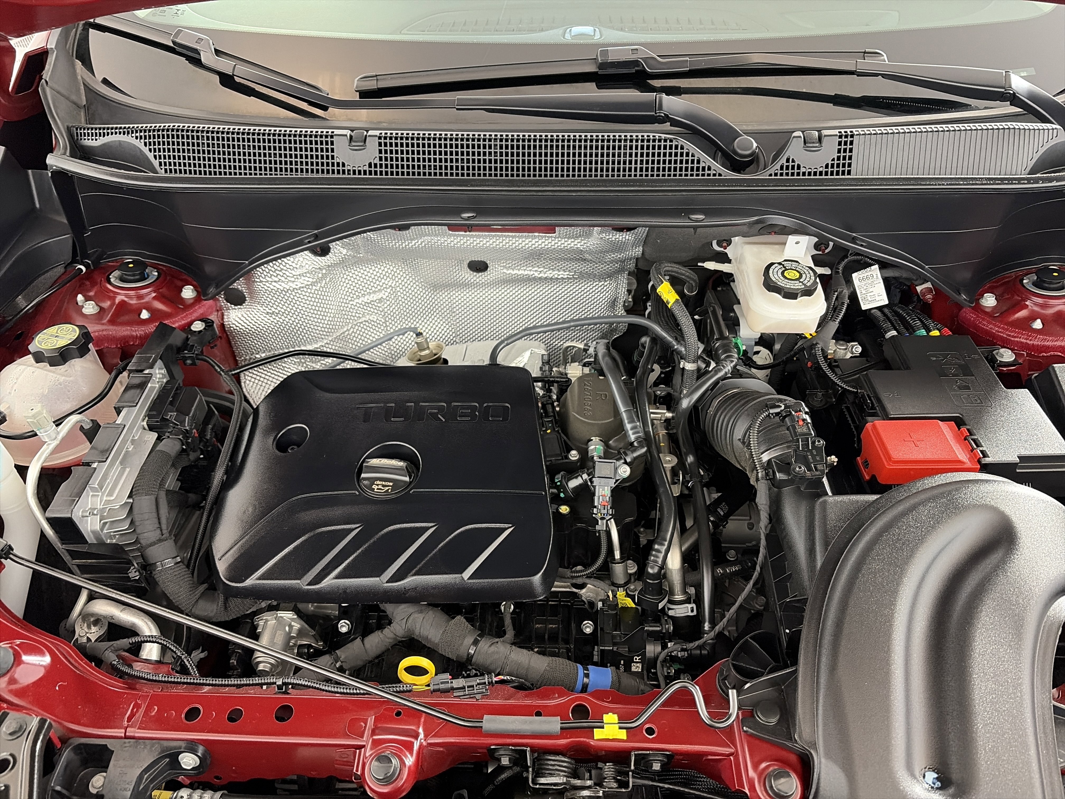 Certified 2025 Buick Encore GX Sport Touring w/ Comfort Package image 11