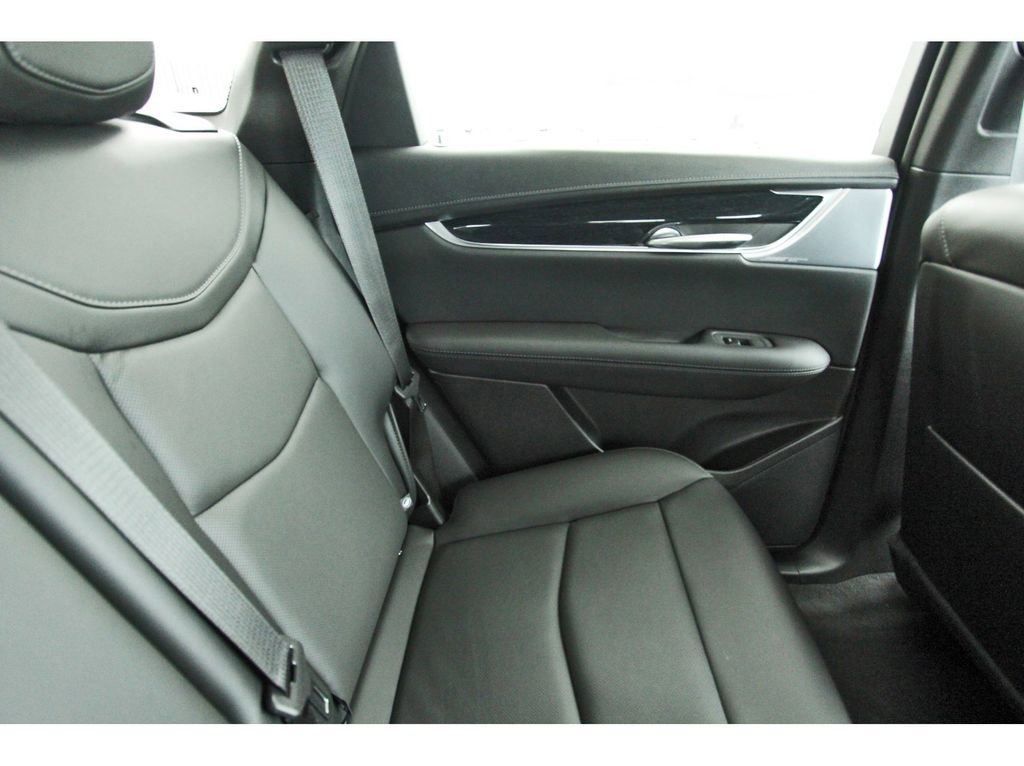 New 2026 Cadillac XT5 Premium Luxury image 11