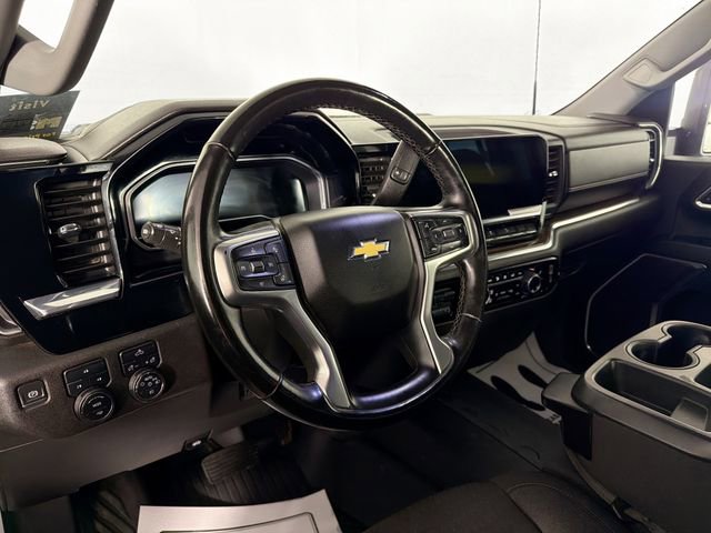 Used 2024 Chevrolet Silverado 2500 LT image 9