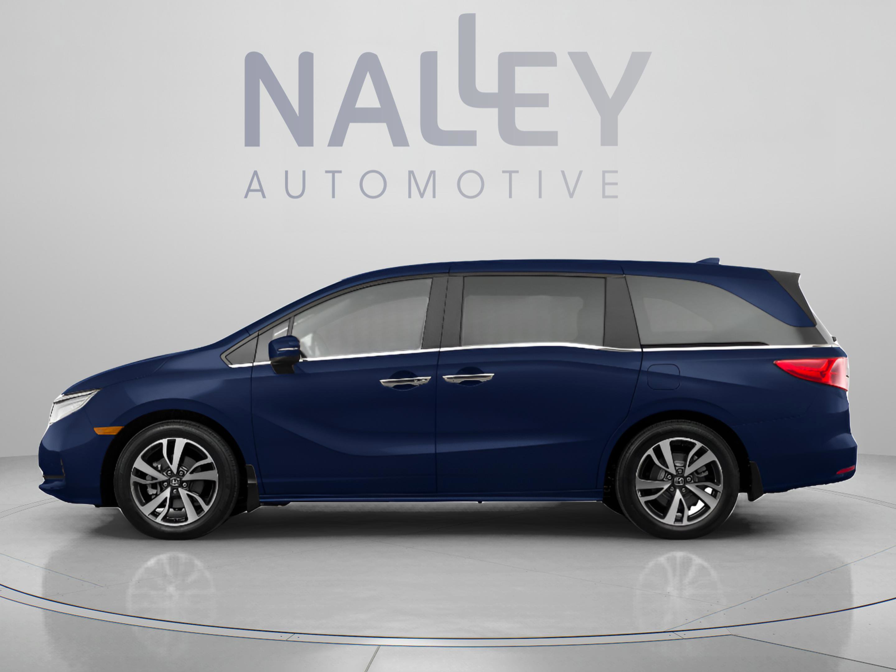 Used 2022 Honda Odyssey Touring image 2