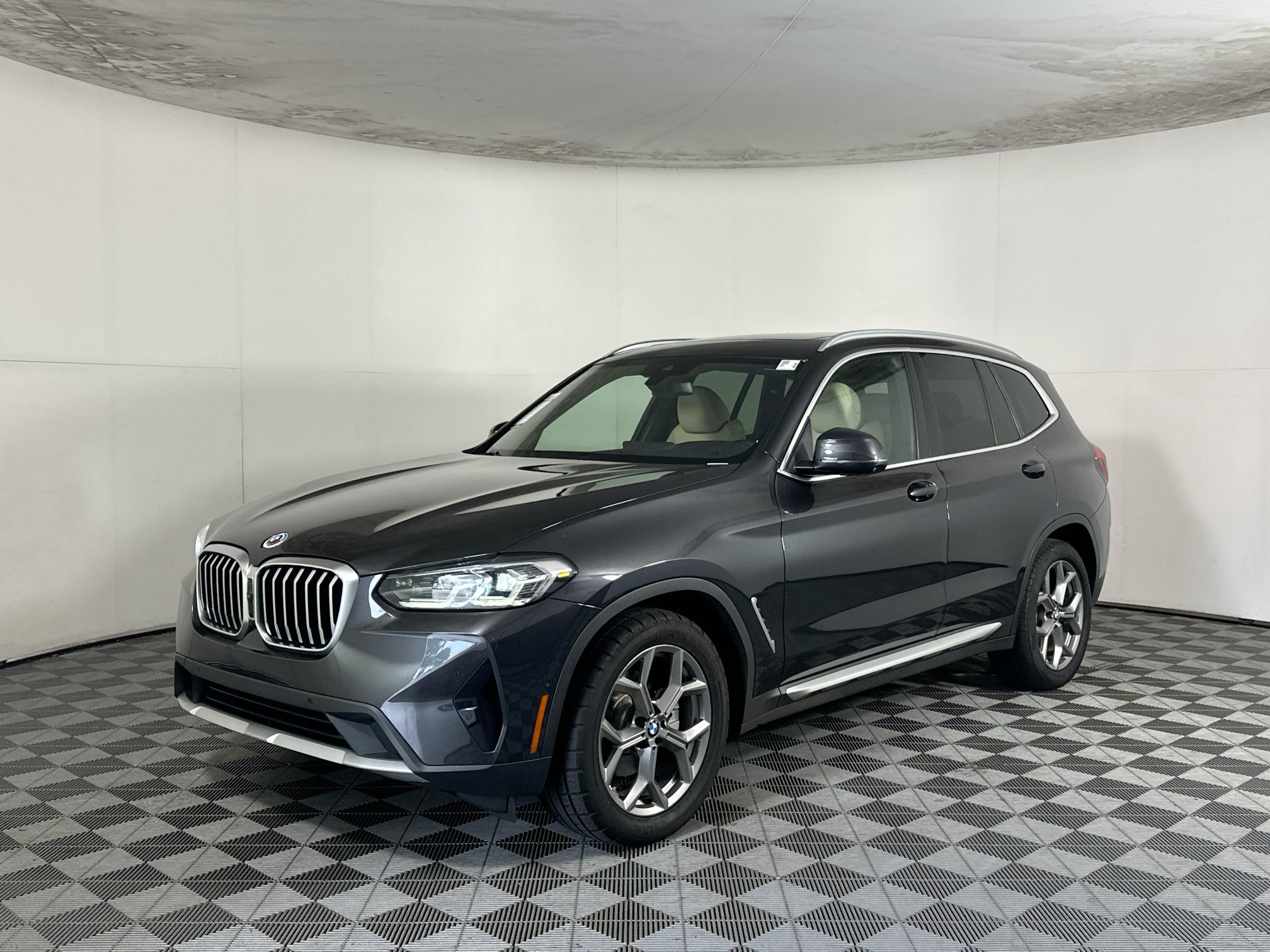 Used 2023 BMW X3 sDrive30i w/ Premium Package RWD image 7