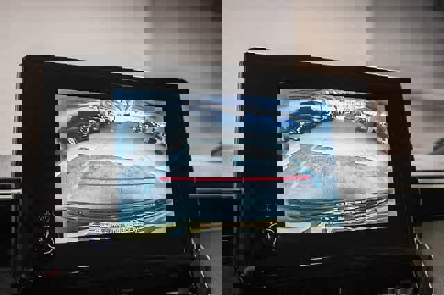 Certified 2024 Toyota Corolla SE image 27