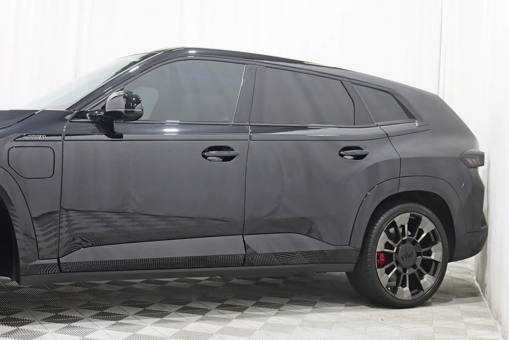 Used 2023 BMW XM AWD/4WD image 3
