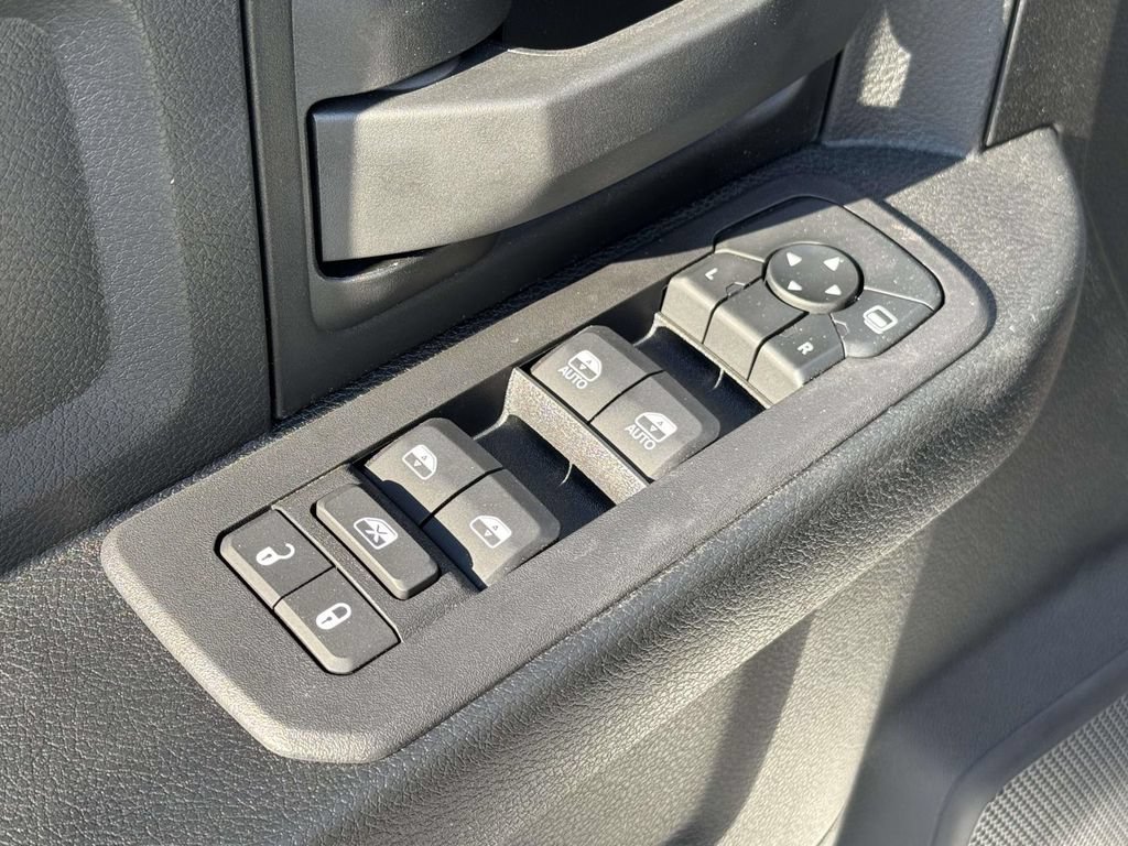 New 2026 RAM 3500 Tradesman AWD/4WD image 27