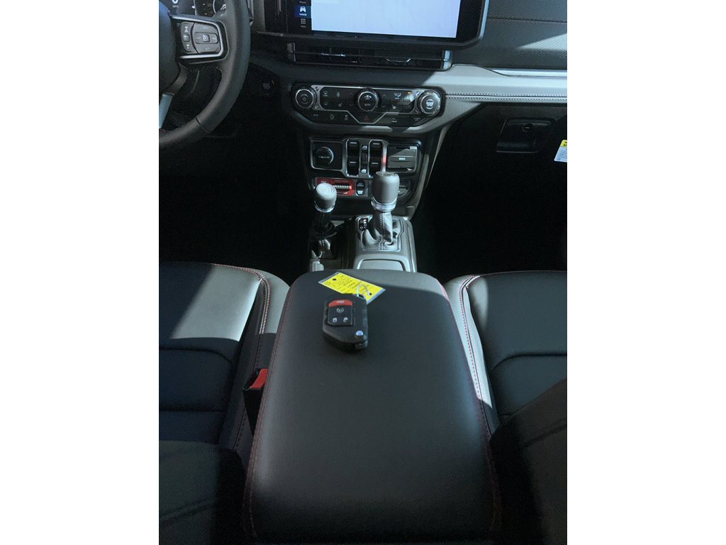 New 2026 Jeep Gladiator Rubicon AWD/4WD image 13