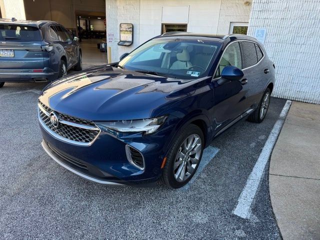 Used 2023 Buick Envision Avenir AWD/4WD image 2