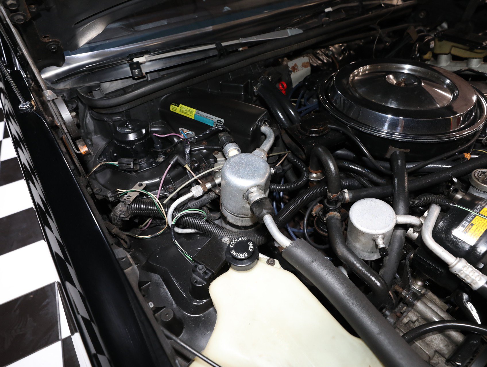 Used 1987 Oldsmobile Cutlass Supreme Salon RWD image 73