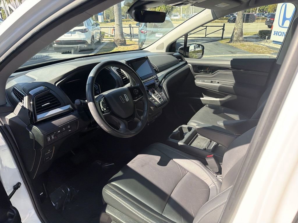 Certified 2024 Honda Odyssey Touring image 25
