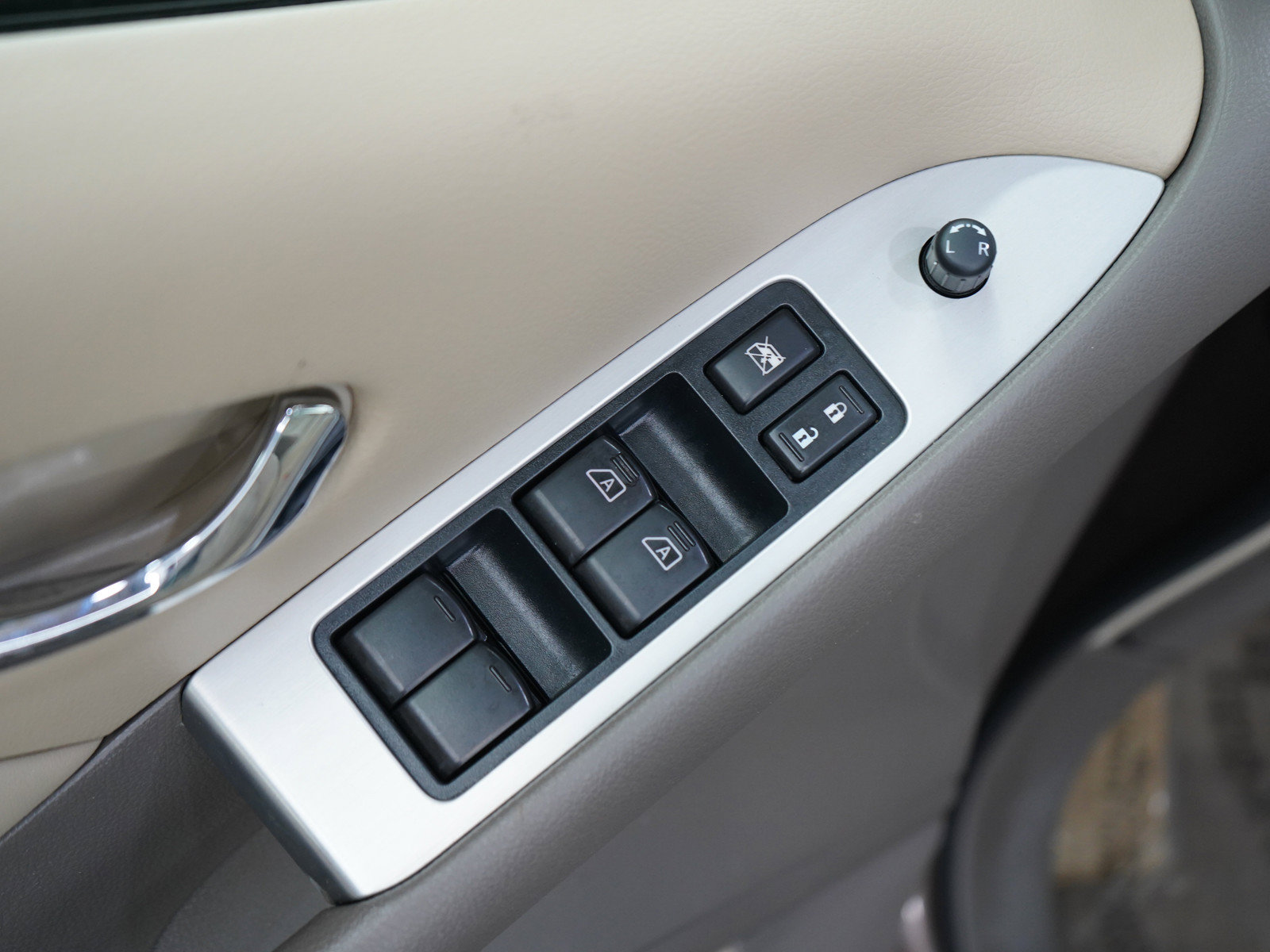 Used 2014 Nissan Murano SL AWD/4WD image 19