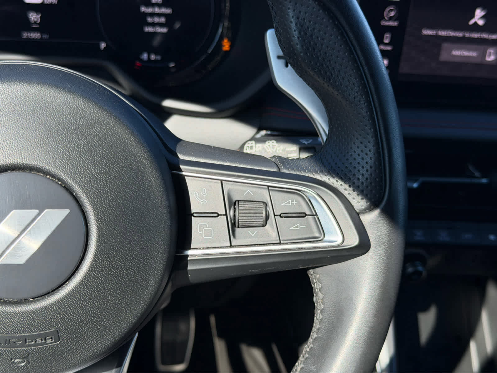 Used 2024 Dodge Hornet R/T image 13