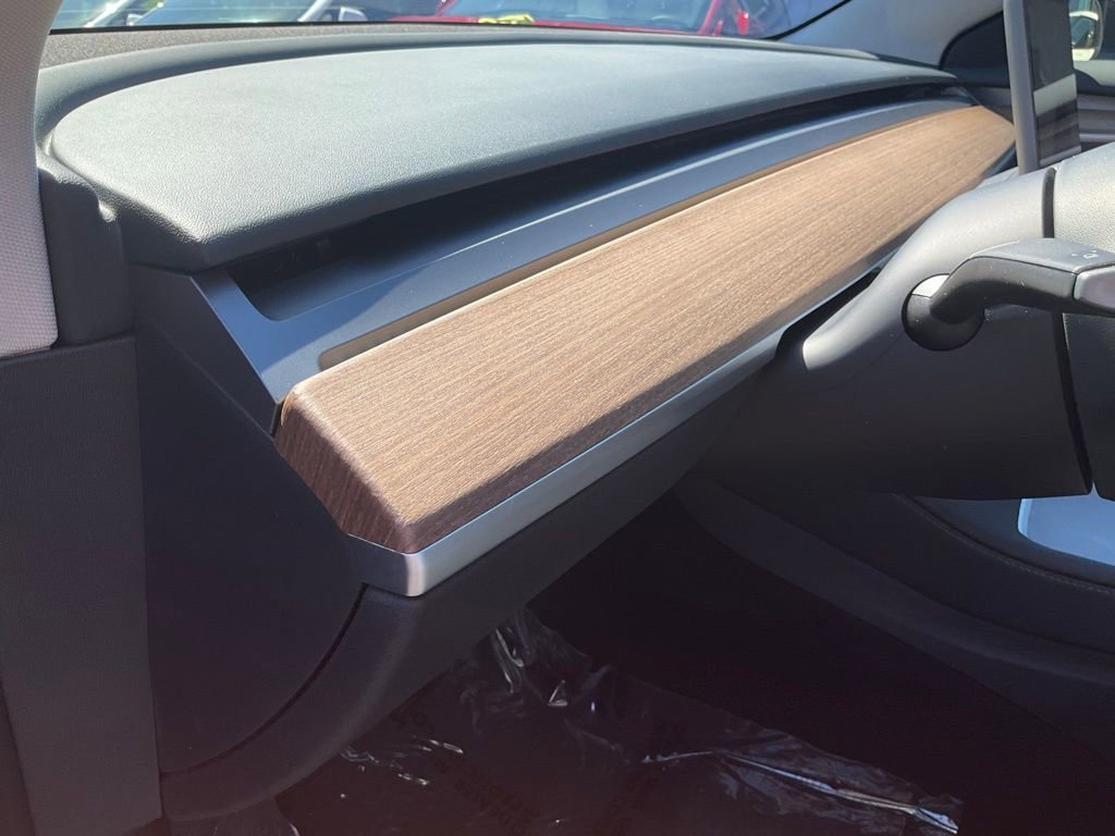 Used 2023 Tesla Model 3 Standard Range image 19