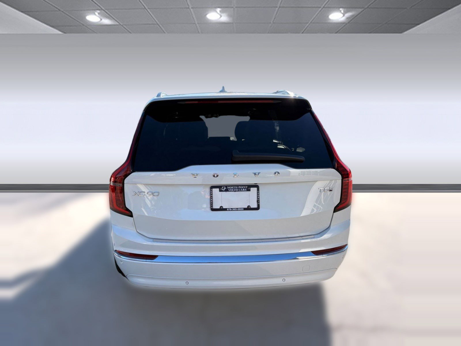 New 2026 Volvo XC90 T8 Plus w/ Protection Package AWD/4WD image 10