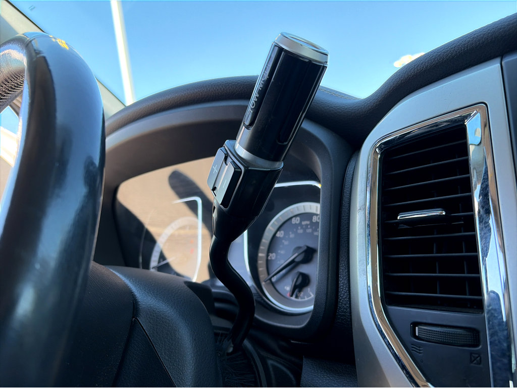 Used 2017 Nissan Titan PRO-4X AWD/4WD image 15