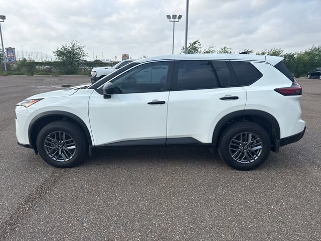 Certified 2024 Nissan Rogue S AWD/4WD image 2