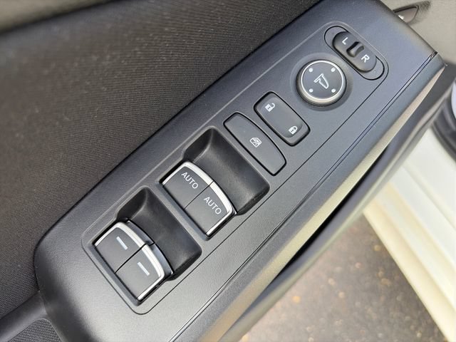 Used 2025 Honda Civic Sport image 17