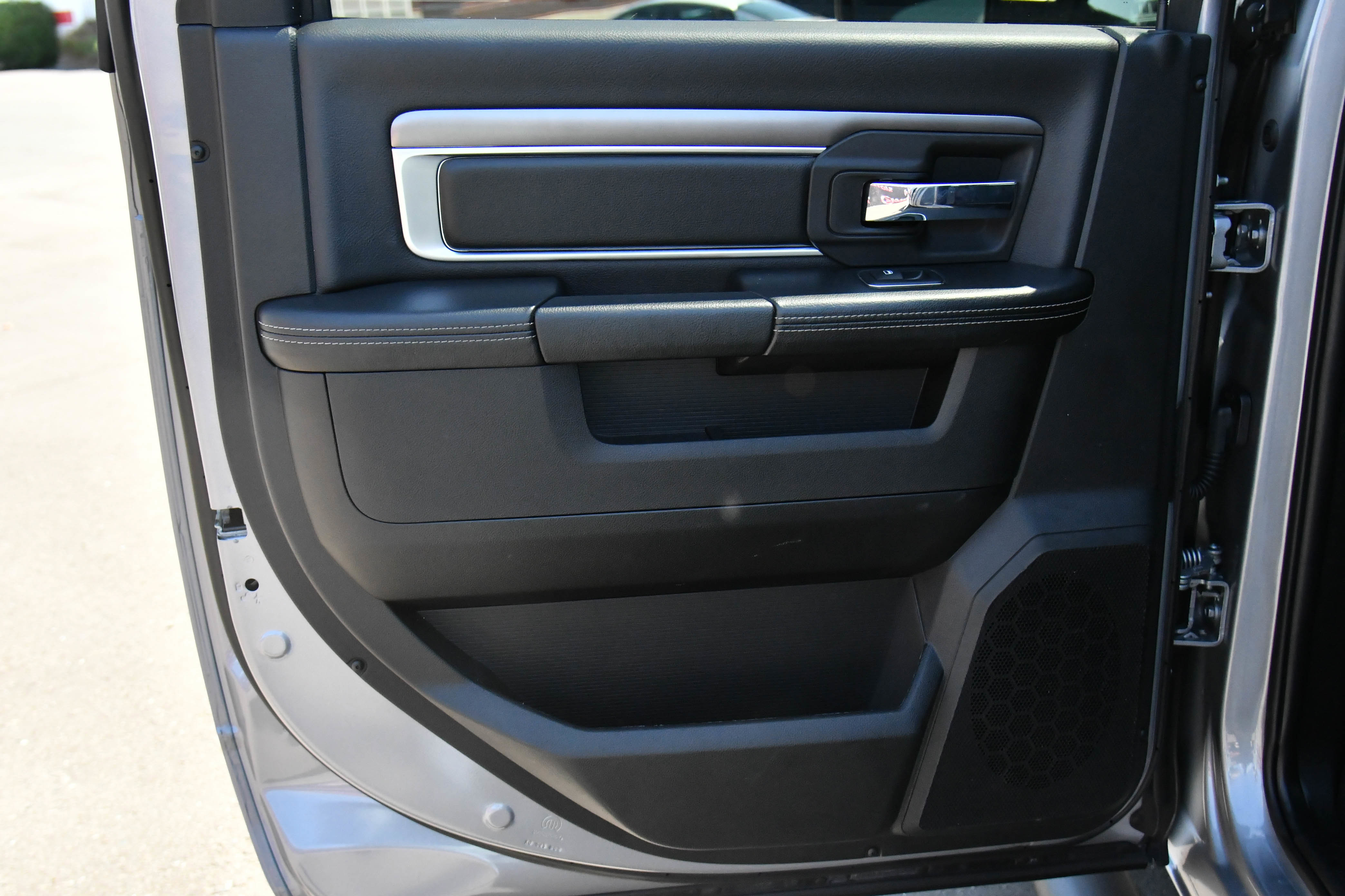 Used 2023 RAM 1500 Classic Warlock AWD/4WD image 32
