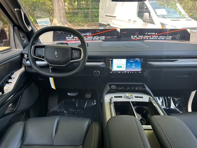 New 2026 Lincoln Navigator L Reserve AWD/4WD image 23