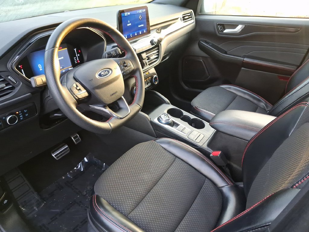 Used 2024 Ford Escape ST-Line FWD image 17