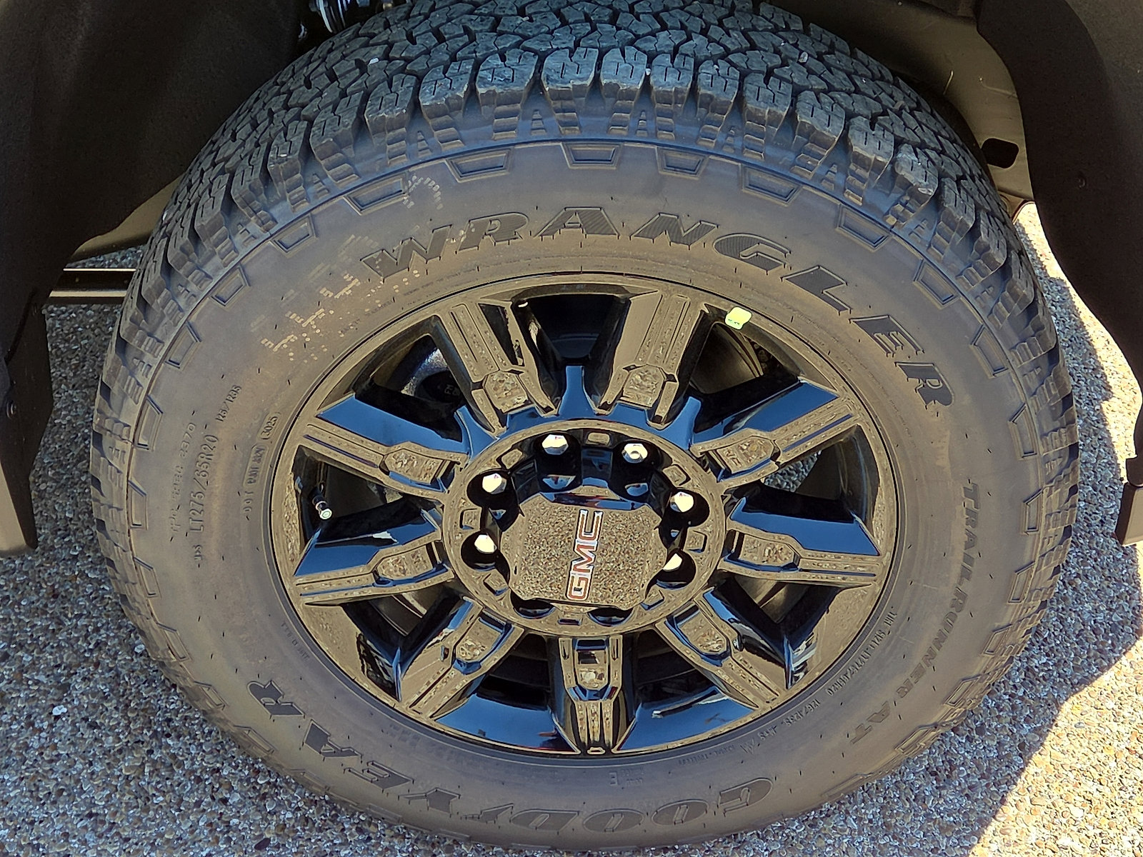 New 2026 GMC Sierra 2500 AT4 w/ AT4 Premium Plus Package image 6