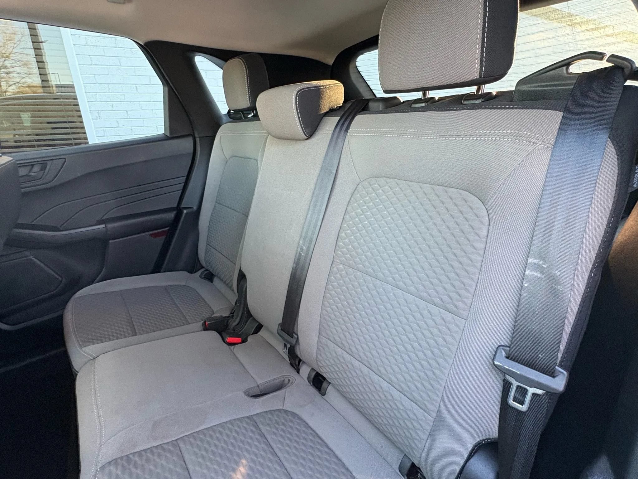 Used 2022 Ford Escape SE FWD image 18