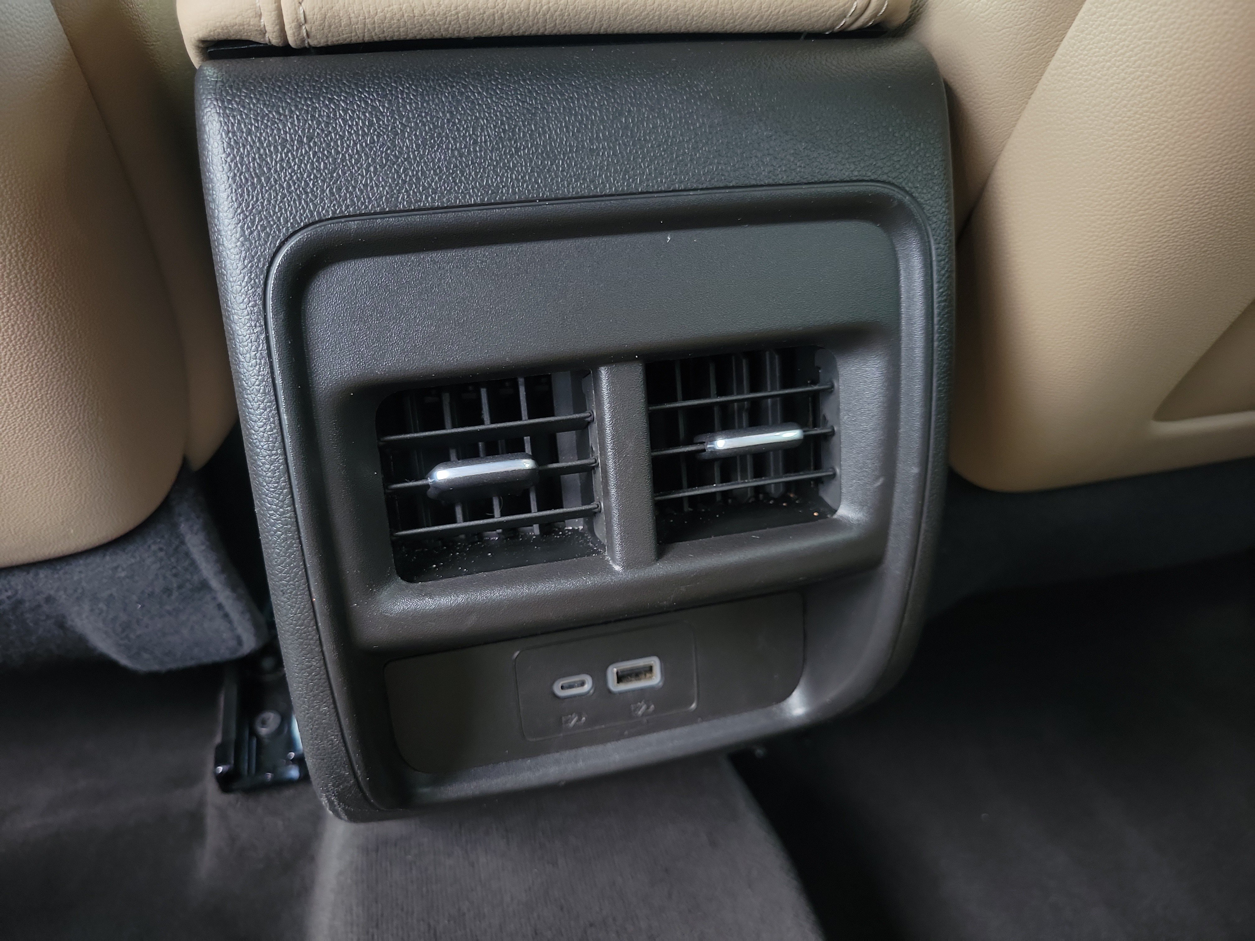 Certified 2025 Cadillac XT4 Premium Luxury FWD image 15