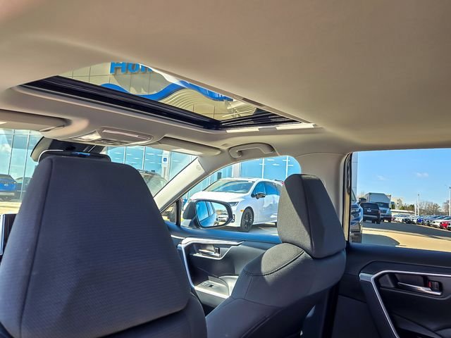 Used 2023 Toyota RAV4 XLE w/ Convenience Package image 13