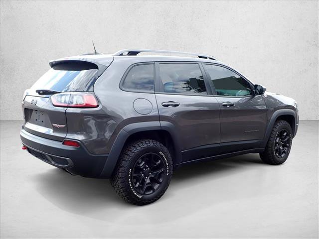 Used 2019 Jeep Cherokee Trailhawk w/ Comfort/Convenience Group AWD/4WD video 3