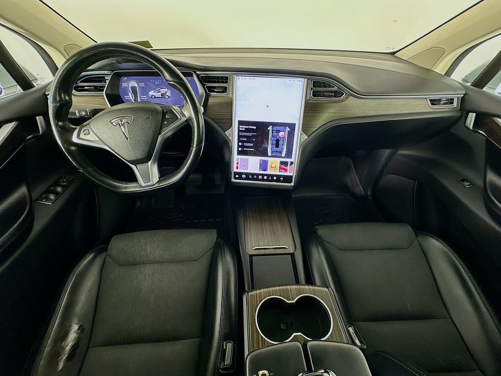 Used 2016 Tesla Model X 90D AWD/4WD image 10