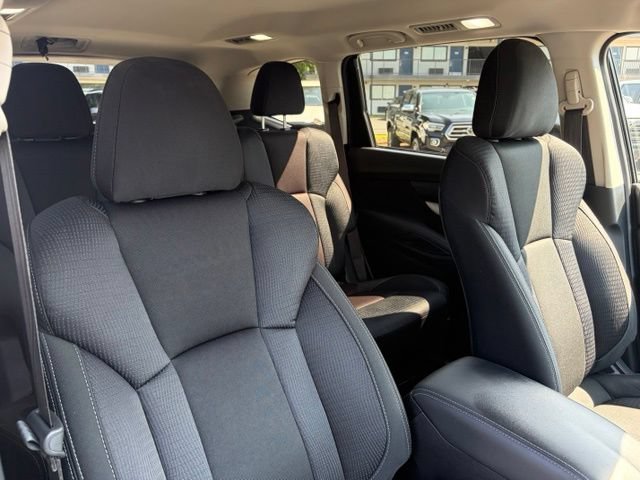 Used 2020 Subaru Ascent Premium w/ Convenience Package AWD/4WD image 27