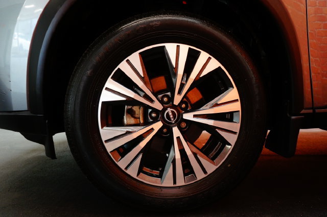 Certified 2023 Nissan Rogue SV AWD/4WD image 59