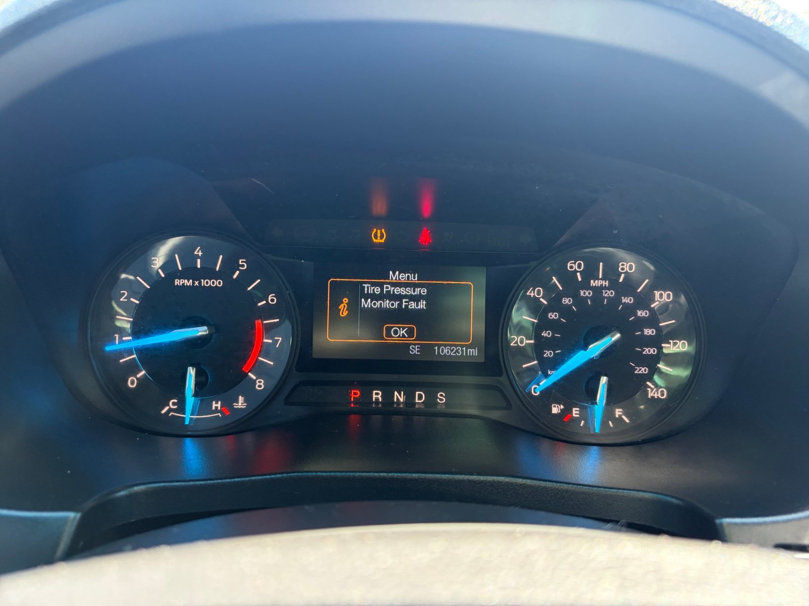 Used 2017 Ford Explorer XLT AWD/4WD image 19