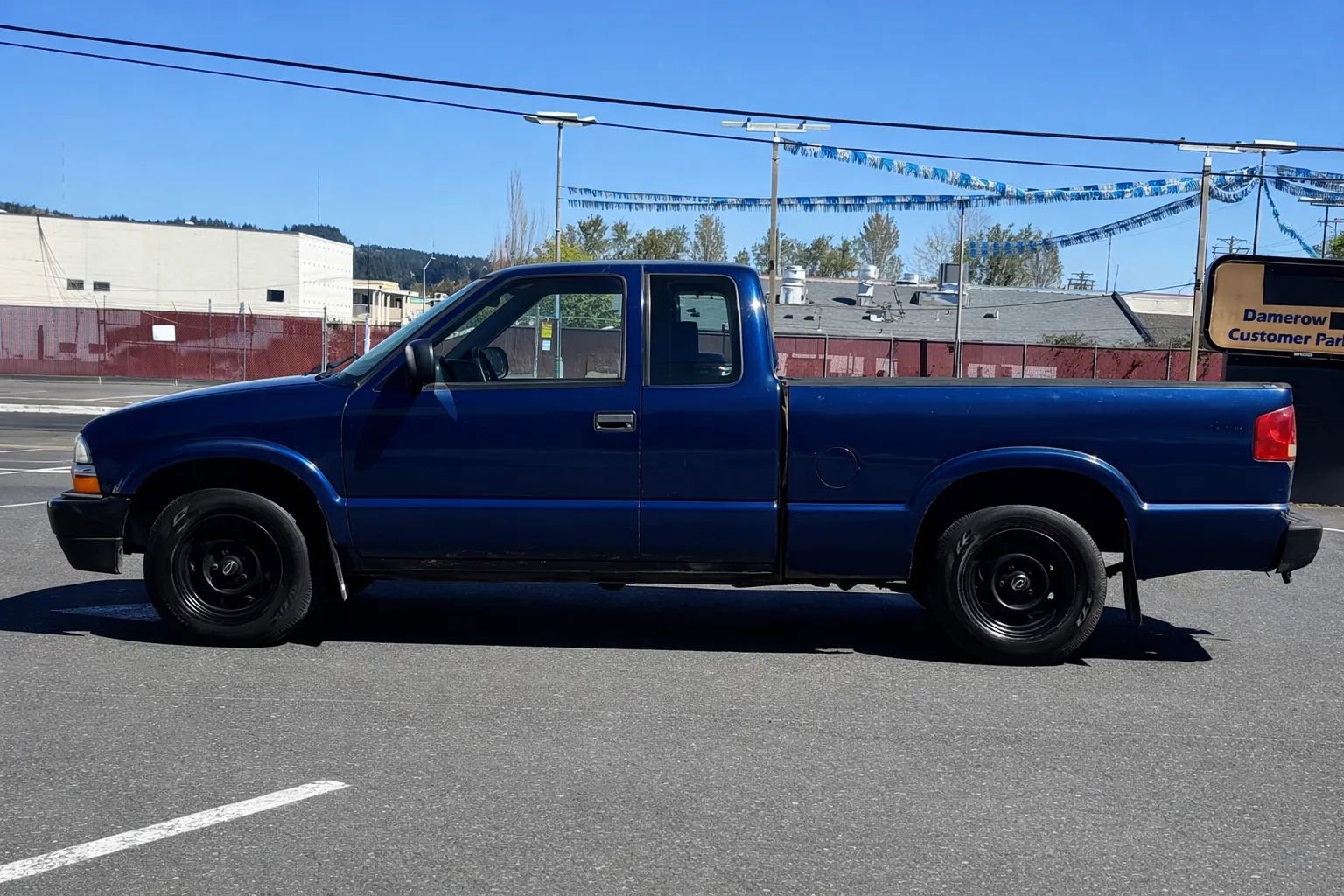 Used 2003 Chevrolet S10 Pickup 2WD Extended Cab image 4