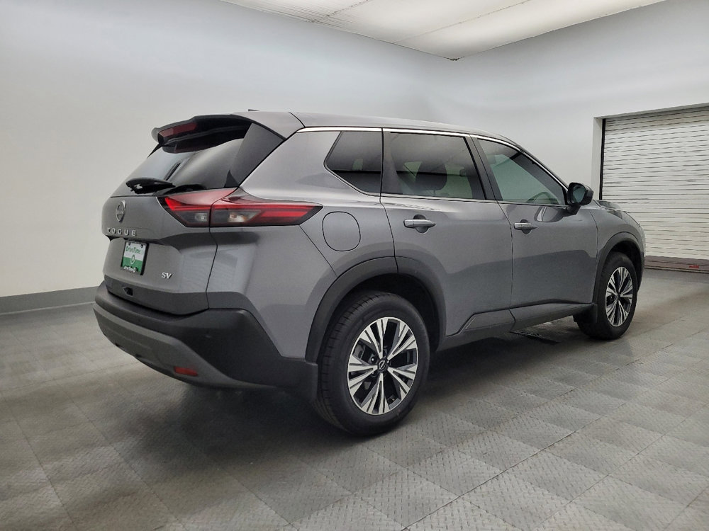 Used 2023 Nissan Rogue SV image 9