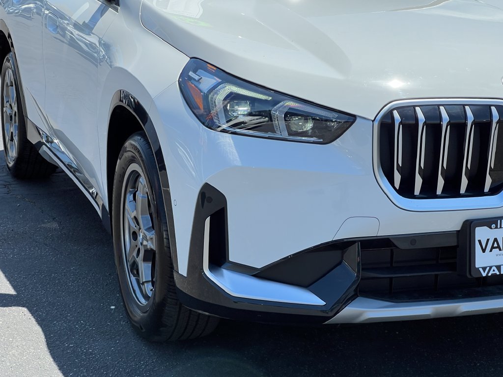 Used 2024 BMW X1 xDrive28i AWD/4WD image 14