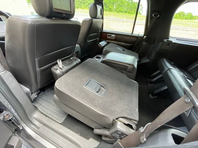 Used 2012 Lincoln Navigator 4WD image 59