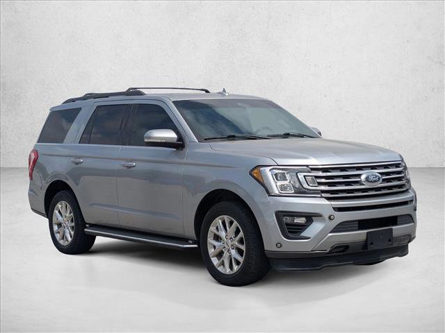 Used 2021 Ford Expedition XLT image 3