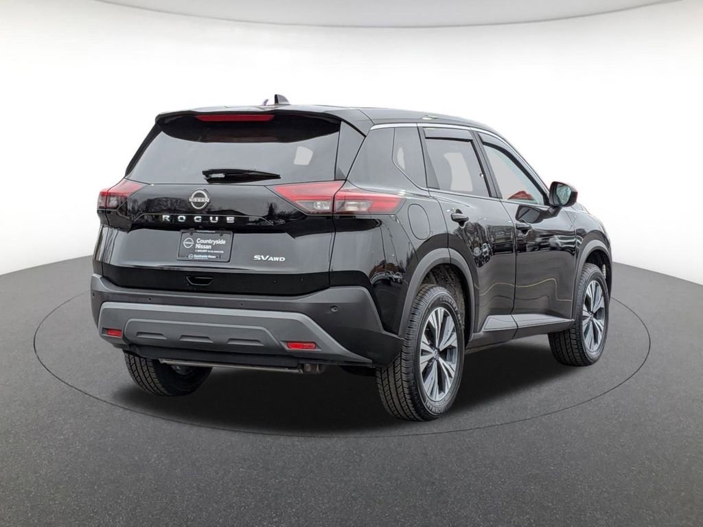 Used 2023 Nissan Rogue SV image 5