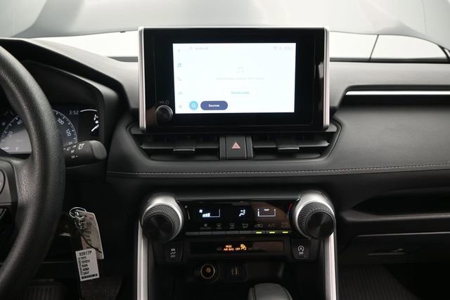 Used 2025 Toyota RAV4 LE FWD image 6