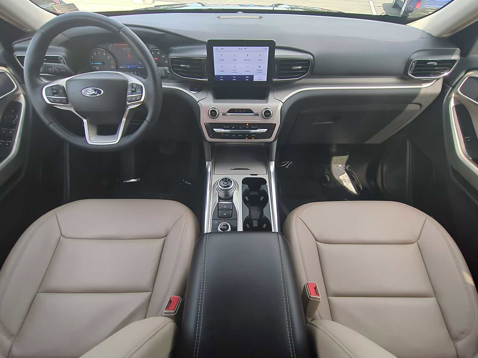 Used 2023 Ford Explorer XLT w/ Equipment Group 202A image 16