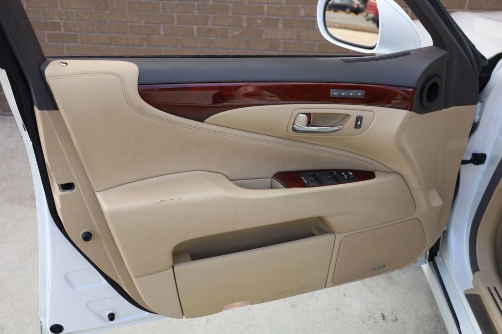 Used 2009 Lexus LS 460 image 14