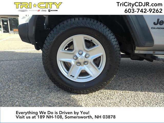 Used 2020 Jeep Gladiator Sport w/ Quick Order Package 24S image 35