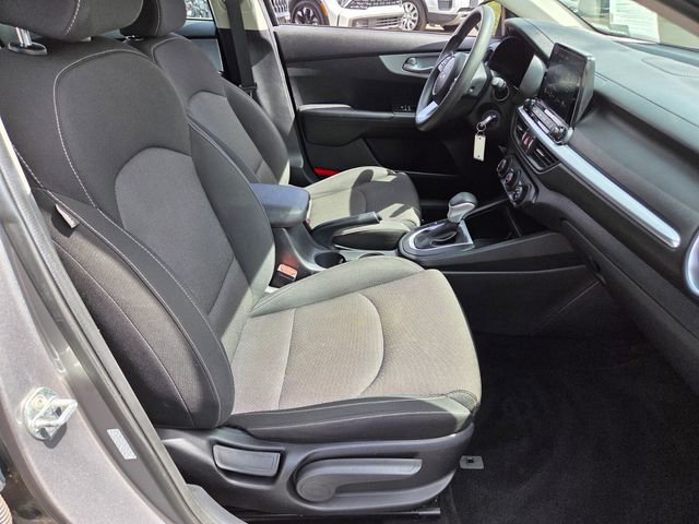 Used 2023 Kia Forte LXS image 16
