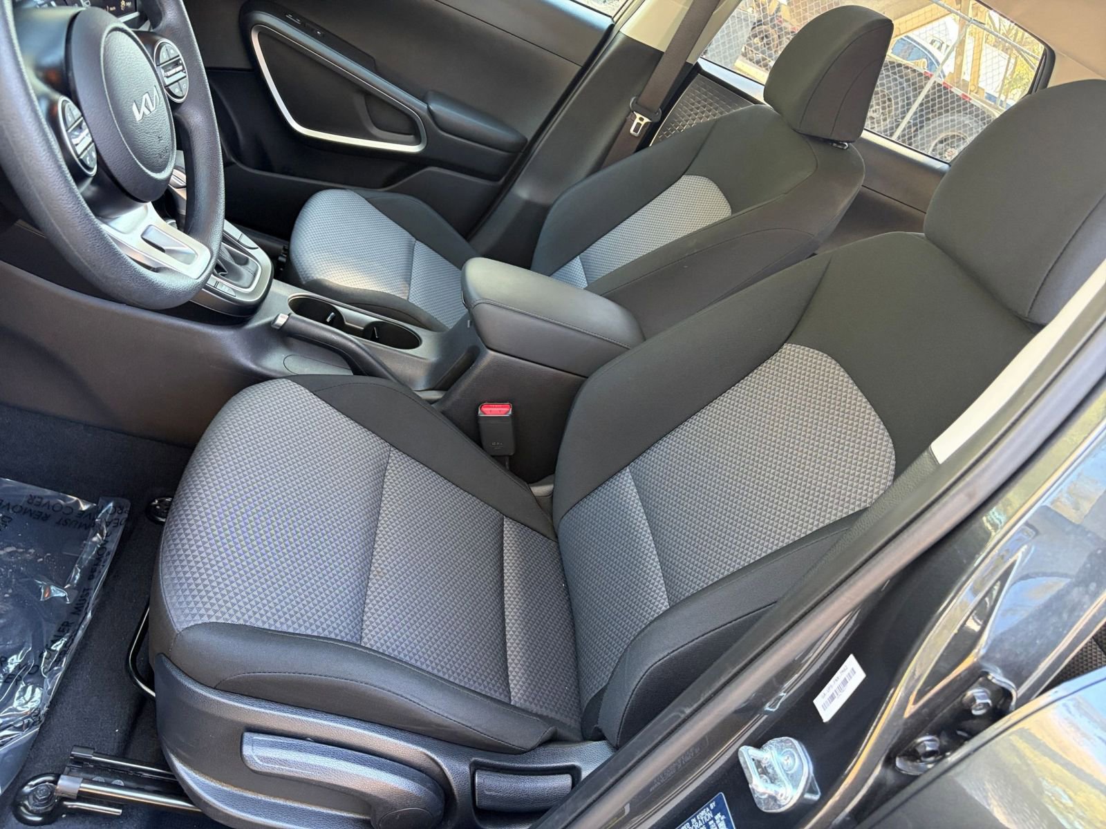 Used 2025 Kia Soul LX w/ LX Technology Package image 31