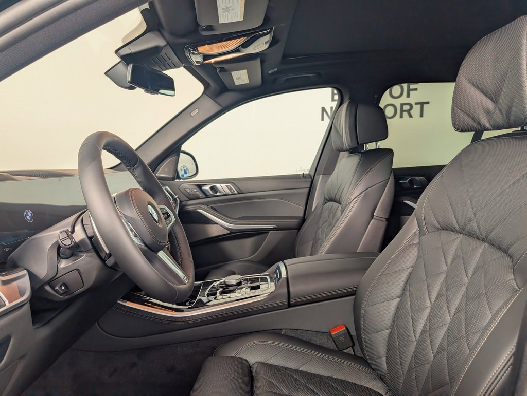 New 2026 BMW X5 xDrive40i w/ M Sport Package image 2