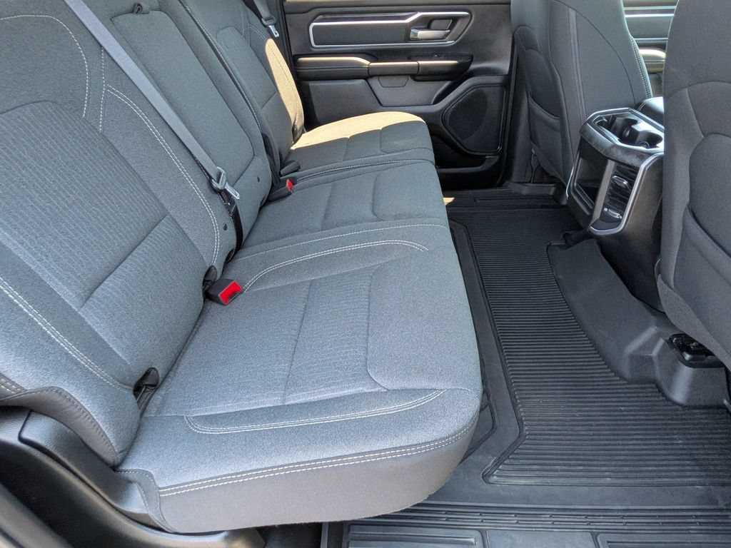 Used 2021 RAM 1500 Big Horn AWD/4WD image 18