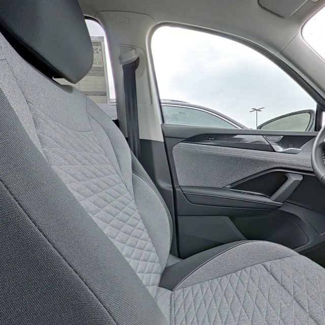 New 2026 Volkswagen Tiguan S FWD image 27