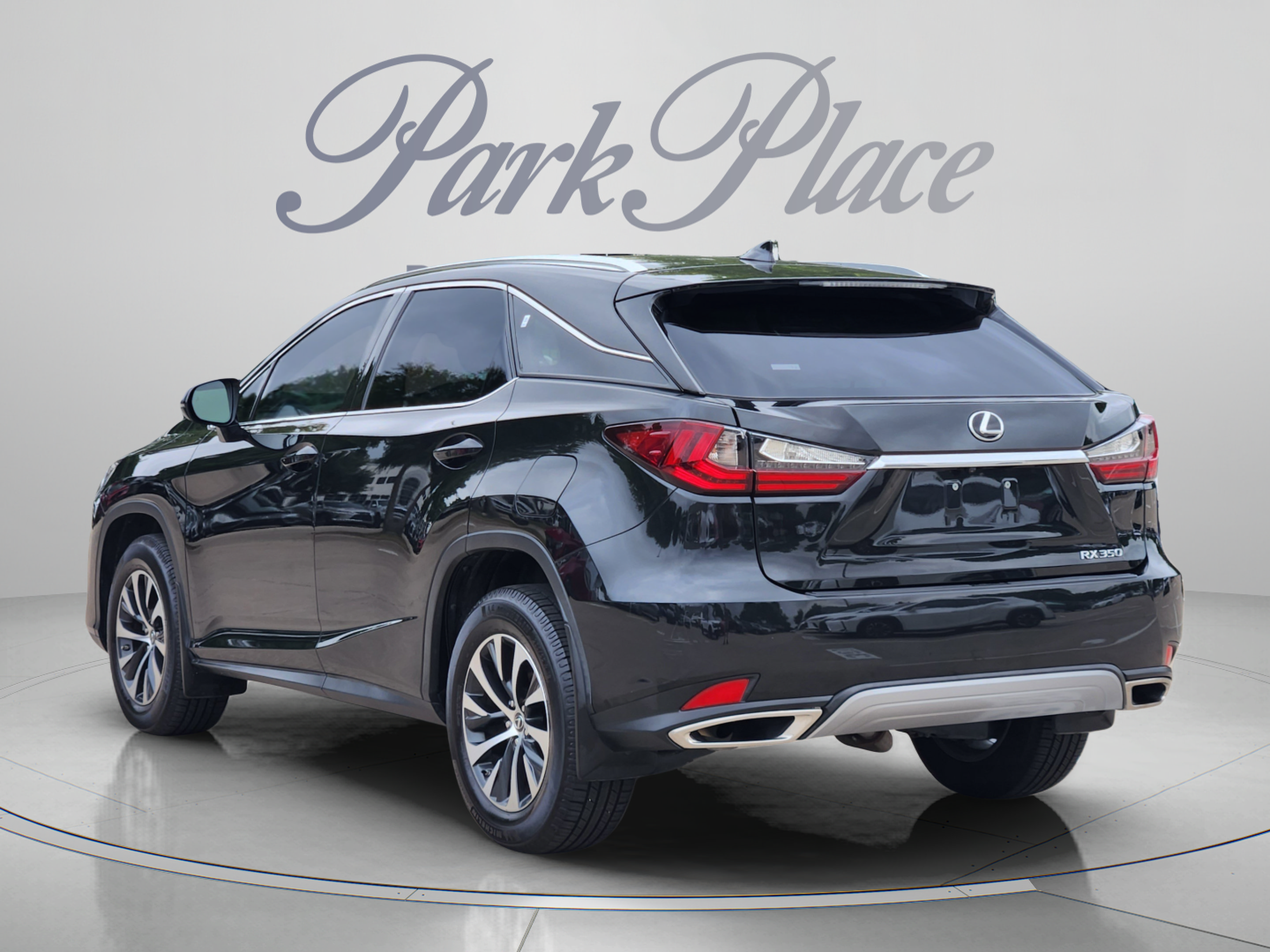 Certified 2022 Lexus RX 350 FWD w/ Premium Package image 3